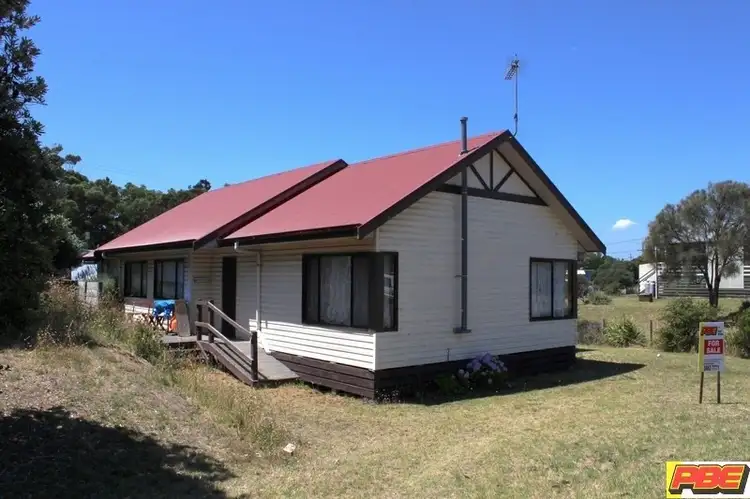 2 LOUIS ROAD, Venus Bay VIC 3956