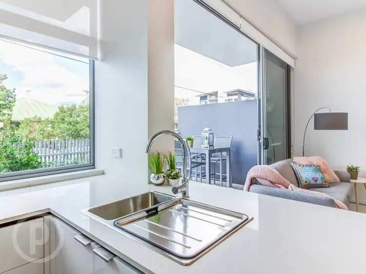 Fifth view of Homely unit listing, 3/55 Princess Street, Kangaroo Point QLD 4169