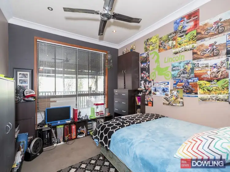 Fifth view of Homely house listing, 2 Matfen Close, Maryland NSW 2287