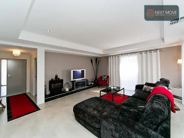 Second view of Homely house listing, 2a Lynn St, Hilton WA 6163