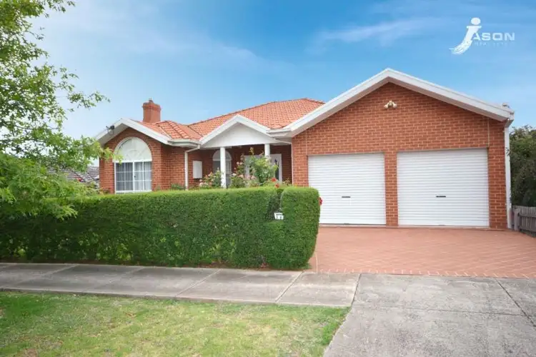14 Largs Court, Greenvale VIC 3059