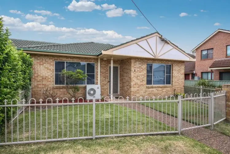 Main view of Homely unit listing, 2/212 Denison Street, Broadmeadow NSW 2292