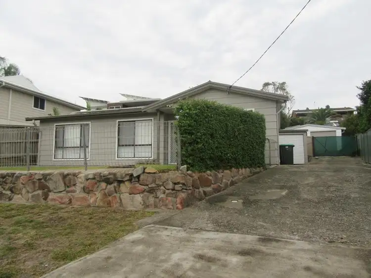 56 Northcote Avenue, Swansea Heads NSW 2281