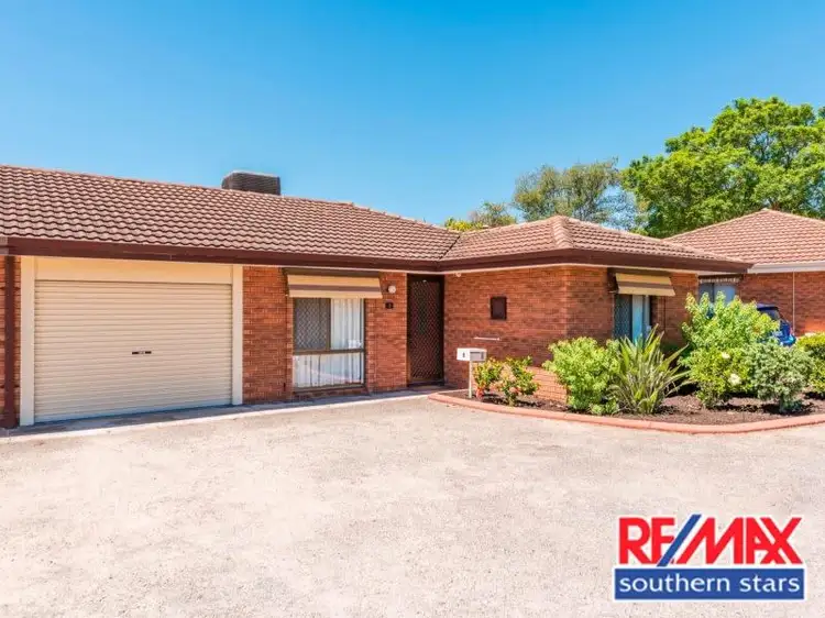 8/42 Blancoa Road, Ferndale WA 6148