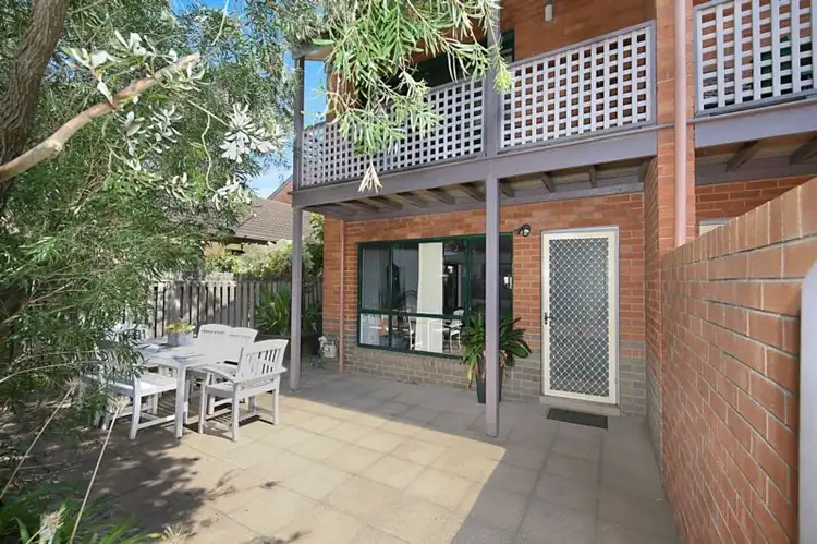 8/22 Llewellyn Street, Merewether NSW 2291