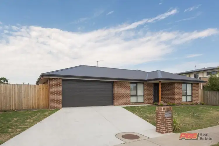 8 Canary Way, Wonthaggi VIC 3995