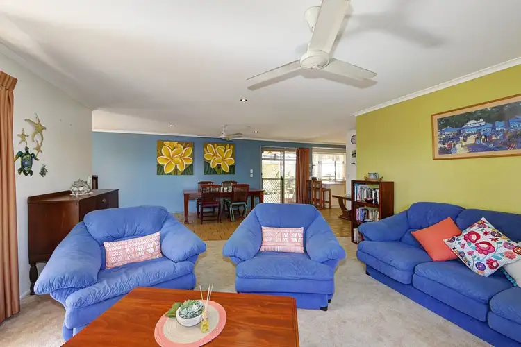 Fifth view of Homely house listing, 4 Lorikeet Avenue, Woodgate QLD 4660