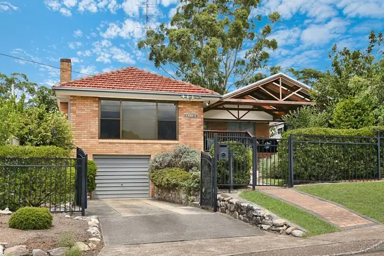 38 Stuart Street, Kotara South NSW 2289