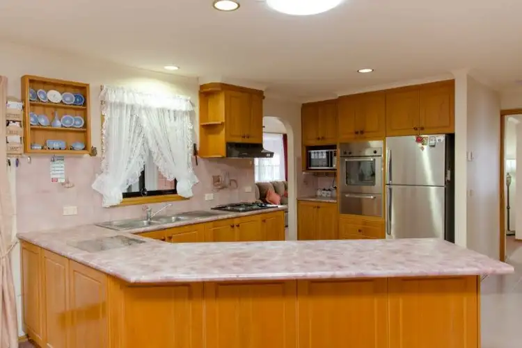 Sixth view of Homely house listing, 7 Carboni Court, Ballarat VIC 3350