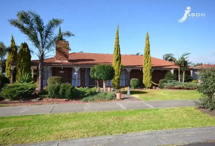 Second view of Homely house listing, 2 Hartland Court, Craigieburn VIC 3064