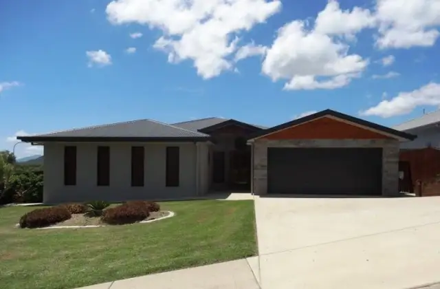 1 Siesta Court, Bowen QLD 4805