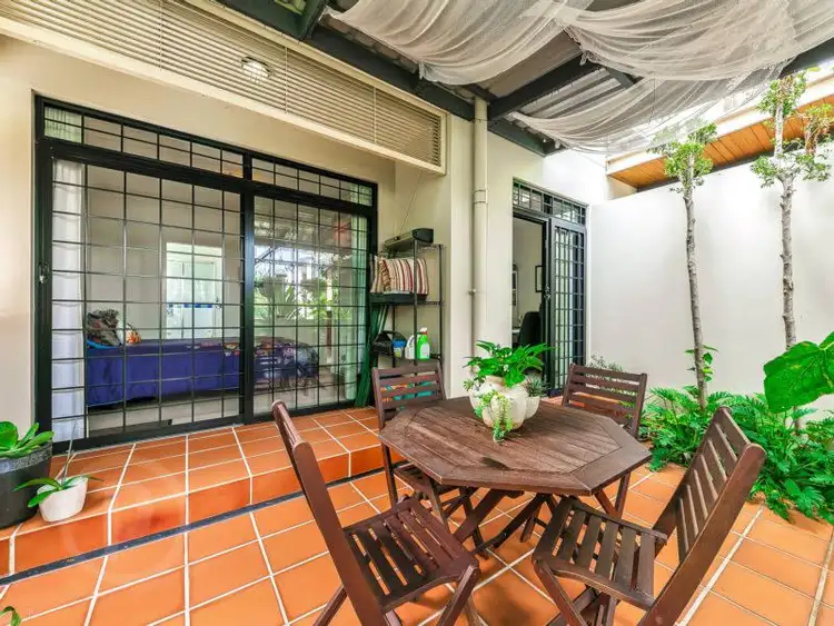 Seventh view of Homely unit listing, 4/98 Cunningham Street, Taringa QLD 4068