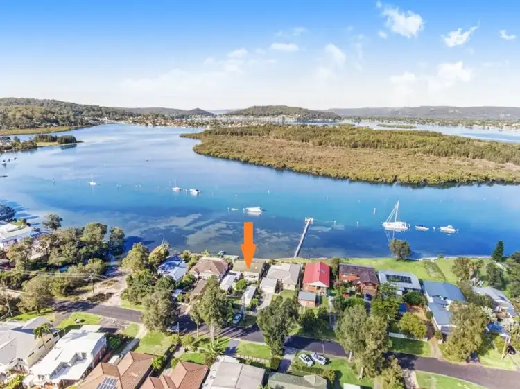 Main view of Homely house listing, 18 Morton Cr, Davistown NSW 2251