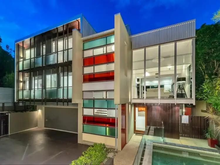 63 Gordon Road, Bardon QLD 4065