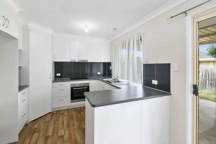Second view of Homely house listing, 2 Protea Court, Yamanto QLD 4305