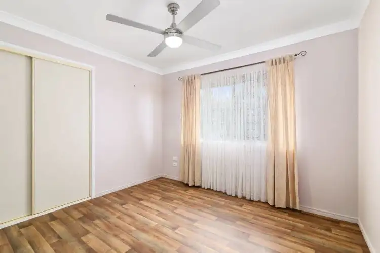 Seventh view of Homely house listing, 2 Protea Court, Yamanto QLD 4305