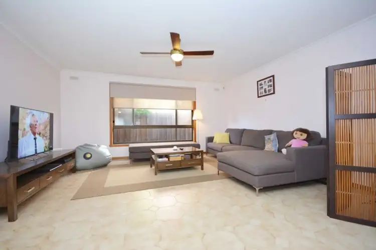 Fourth view of Homely house listing, 2 Wichill Close, Greenvale VIC 3059