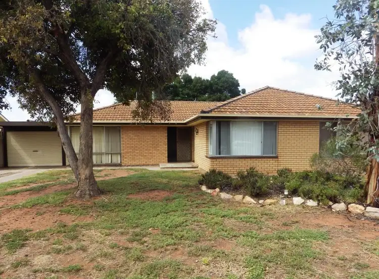 5 CRUICKSHANK AVENUE, Whyalla Stuart SA 5608