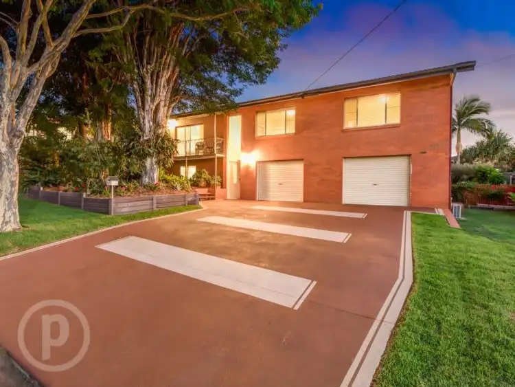 67 Niven Street, Stafford Heights QLD 4053