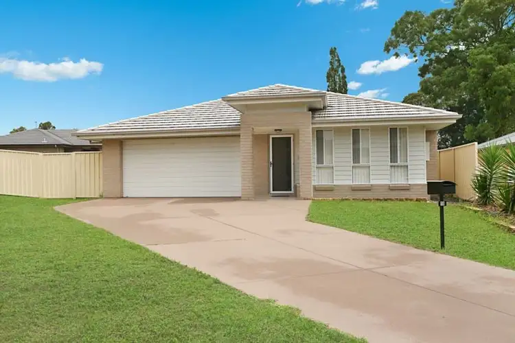 10 Hughes Close, Kurri Kurri NSW 2327