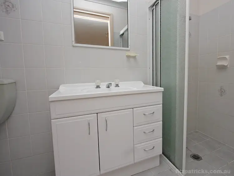 Fifth view of Homely house listing, 20 Overdale Drive, Bourkelands NSW 2650