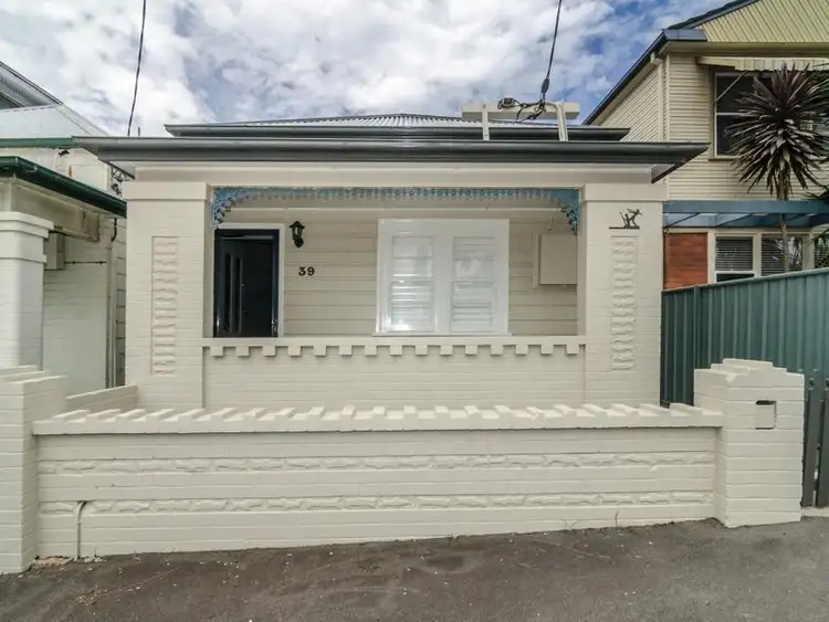 39 Brunker Road