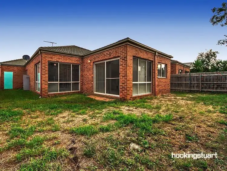 25 Wattletree Drive, Taylors Hill VIC 3037
