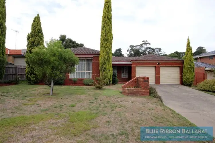 12 The Outlook, Black Hill VIC 3350
