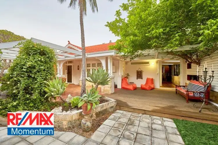 12 Swanbourne Street, Fremantle WA 6160