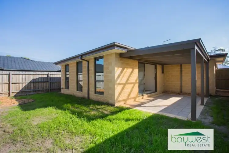 4/30 Point Road, Crib Point VIC 3919