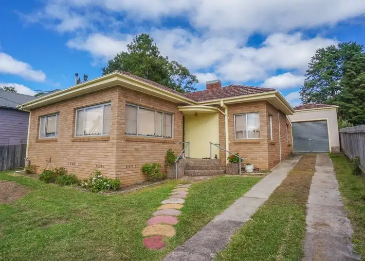 11 Henry Street, Lawson NSW 2783