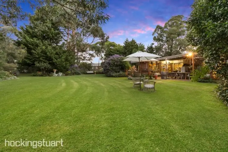 21 Bayview Avenue, Rosebud VIC 3939