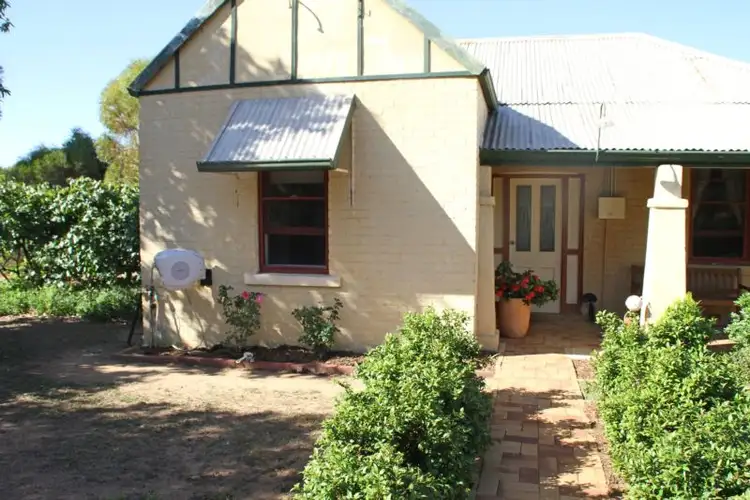 46 GAYNOR STREET, Brookton WA 6306