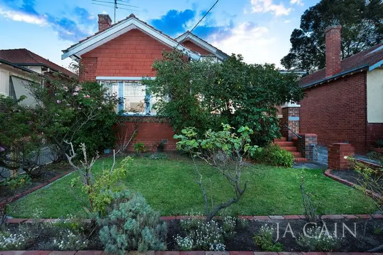 10 Wilson Grove, Camberwell VIC 3124