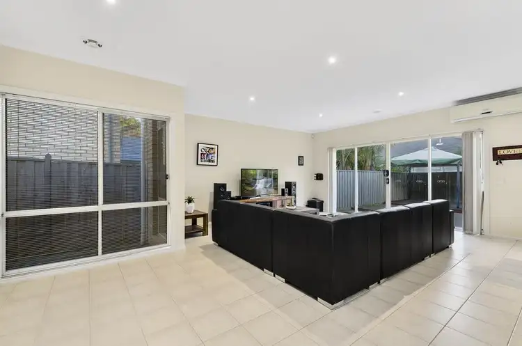 Fifth view of Homely house listing, 8 Cartier Walk, Sanctuary Lakes VIC 3030