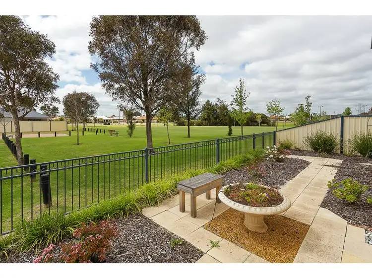 1 Brock Lane, Success WA 6164