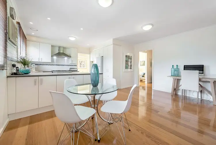 Sixth view of Homely house listing, 5 Field Court, Gladstone Park VIC 3043