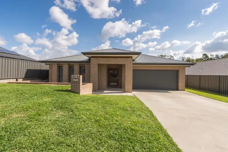 Main view of Homely house listing, 3 Greenock Court, Cameron Park NSW 2285