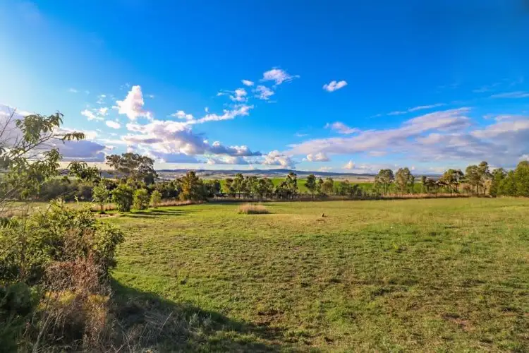 Second view of Homely house listing, 211 Hartwood Avenue, Robin Hill NSW 2795