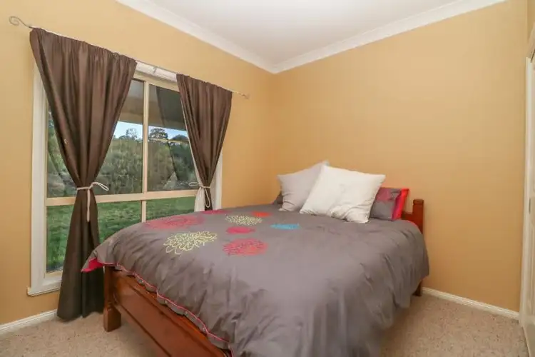 Fourth view of Homely house listing, 211 Hartwood Avenue, Robin Hill NSW 2795