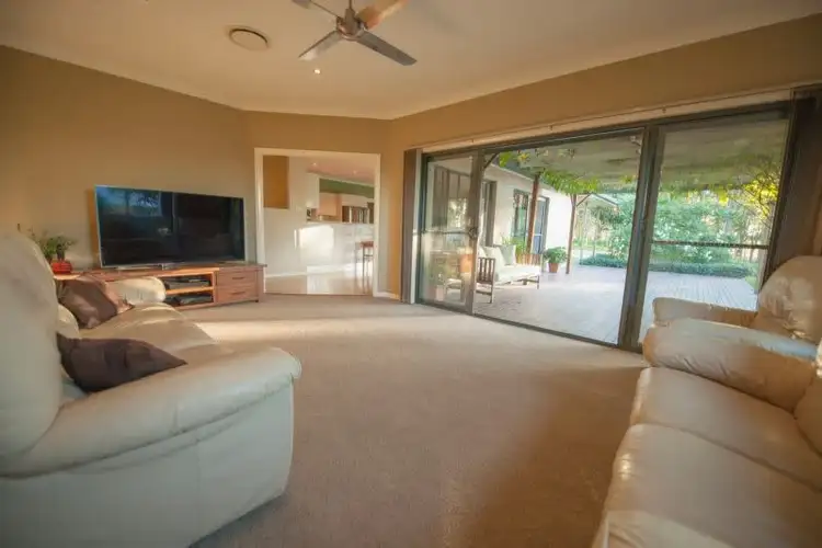 Sixth view of Homely house listing, 18 Cascade Close, Louth Park NSW 2320