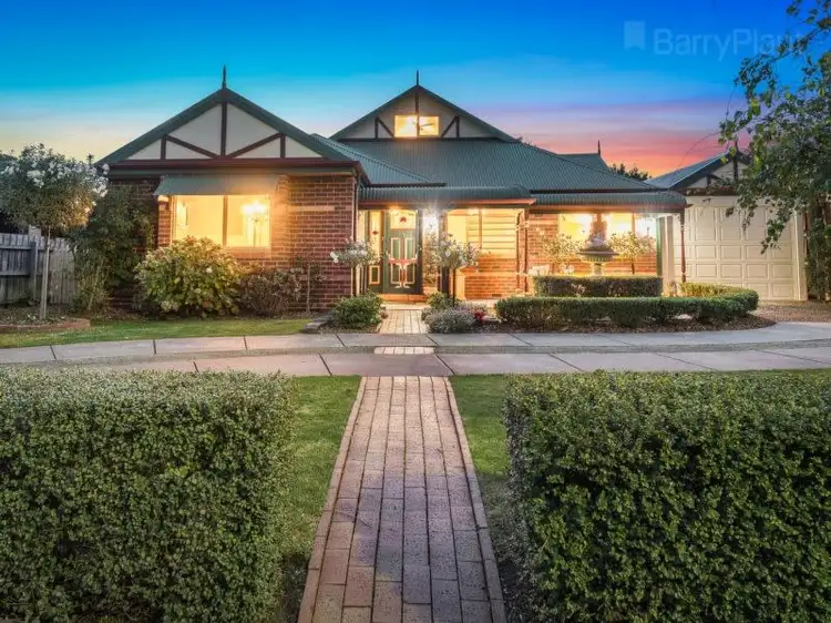 76 Watermoor Avenue, Kilsyth South VIC 3137