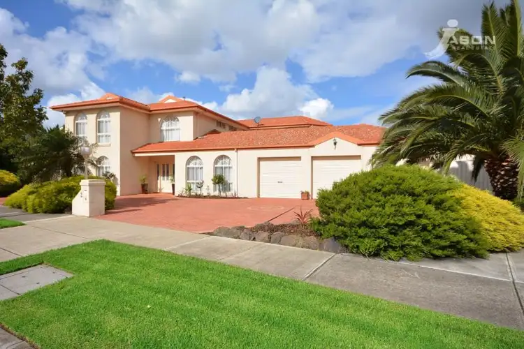 2 Kirkwell Court, Greenvale VIC 3059