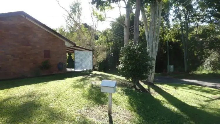 33 Pease Blossom Street, Coes Creek QLD 4560