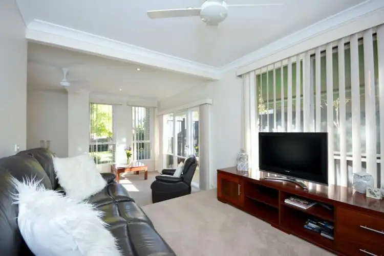Fifth view of Homely house listing, 2 Fisher Grove, Tullamarine VIC 3043