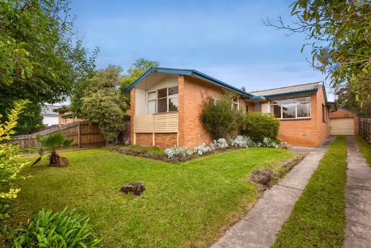 13 Rothsay Avenue, Burwood VIC 3125