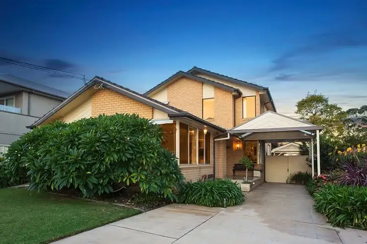 33 Rona Street, Peakhurst NSW 2210