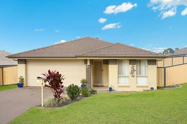 19 Tempranillo Crescent, Cessnock NSW 2325