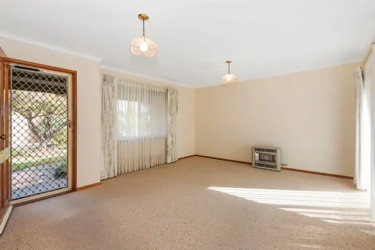 Fifth view of Homely house listing, 7 Crystal Close, Whittlesea VIC 3757