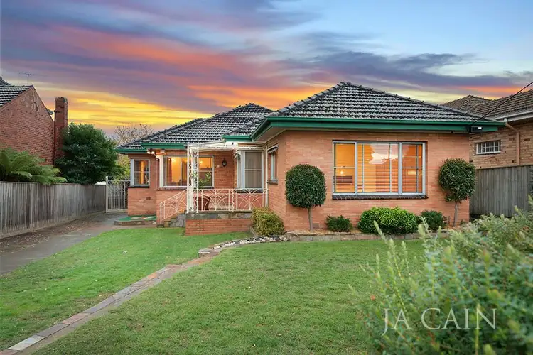 43 Fakenham Road, Ashburton VIC 3147